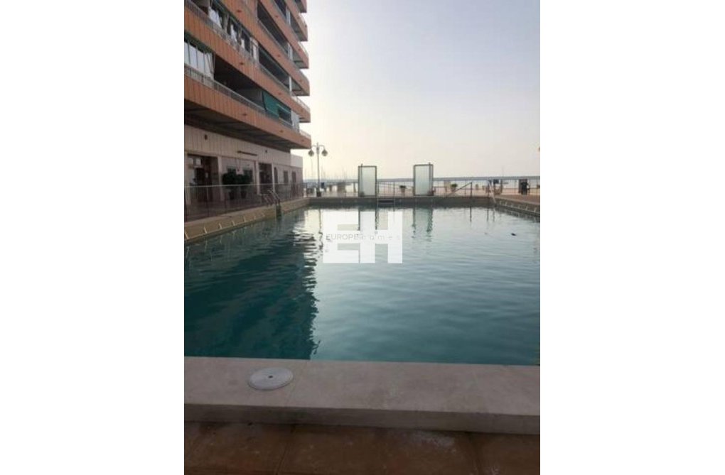 Segunda mano - Apartamento  - Torrevieja - Playa de los Naúfragos