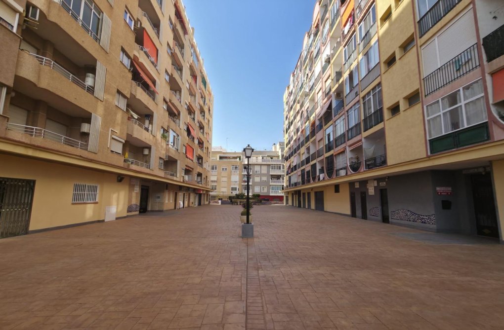 Segunda mano - Apartamento  - Torrevieja - Playa del Cura