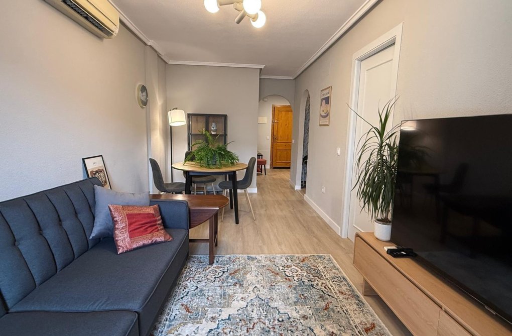 Segunda mano - Apartamento  - Torrevieja - Playa del Cura