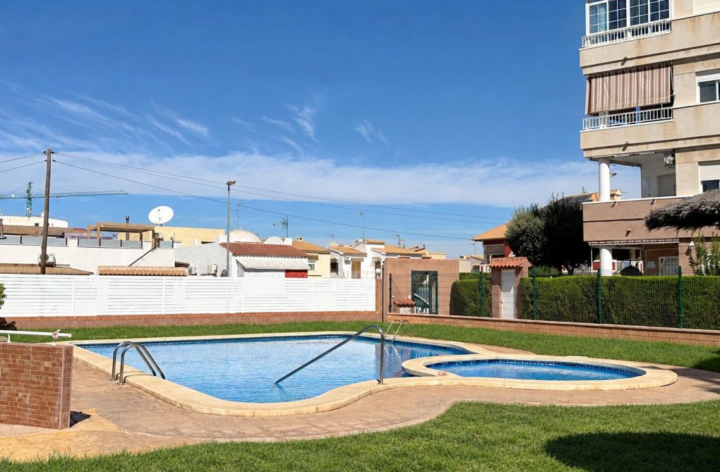 Segunda mano - Apartamento  - Torrevieja - Playa del Cura