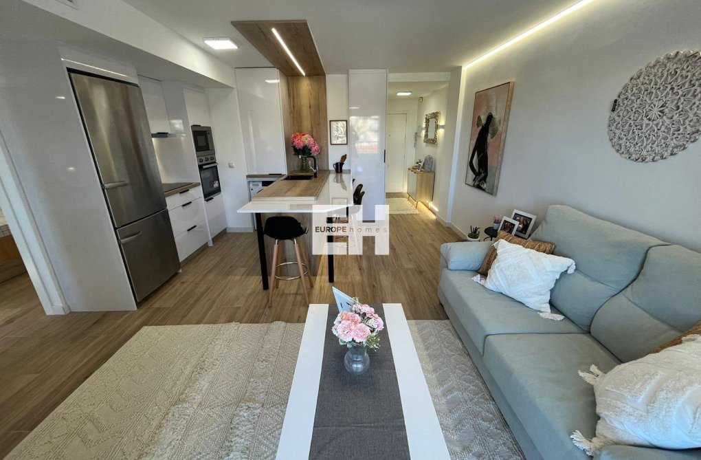 Segunda mano - Apartamento  - Torrevieja - Punta Prima