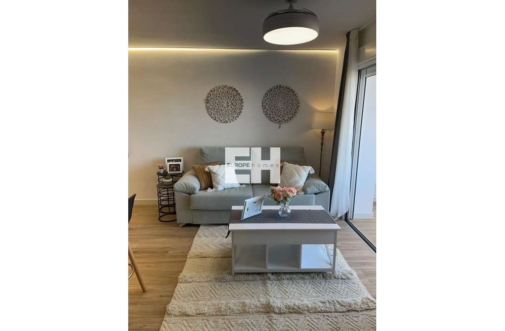 Segunda mano - Apartamento  - Torrevieja - Punta Prima