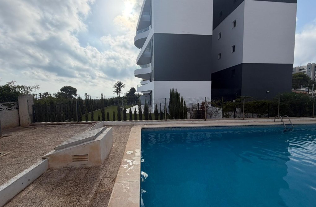 Segunda mano - Apartamento  - Torrevieja - Punta Prima