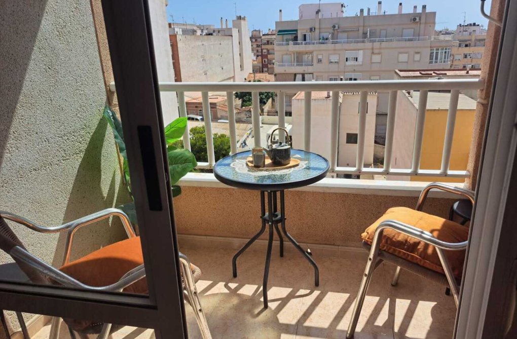 Segunda mano - Apartamento  - Torrevieja