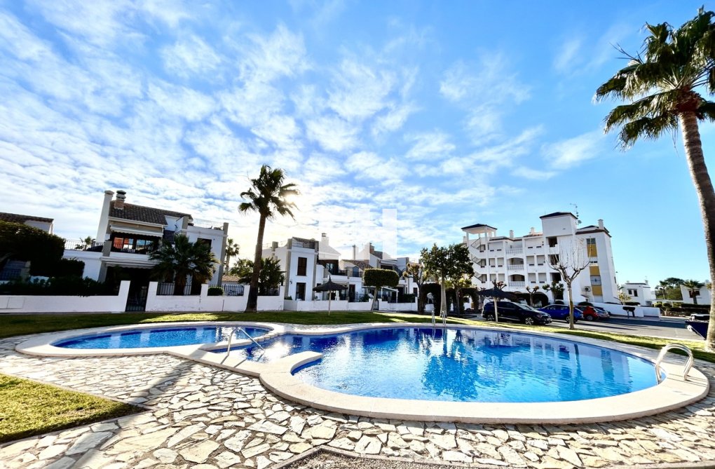 Segunda mano - Apartamento  - Villamartin - Costa Blanca