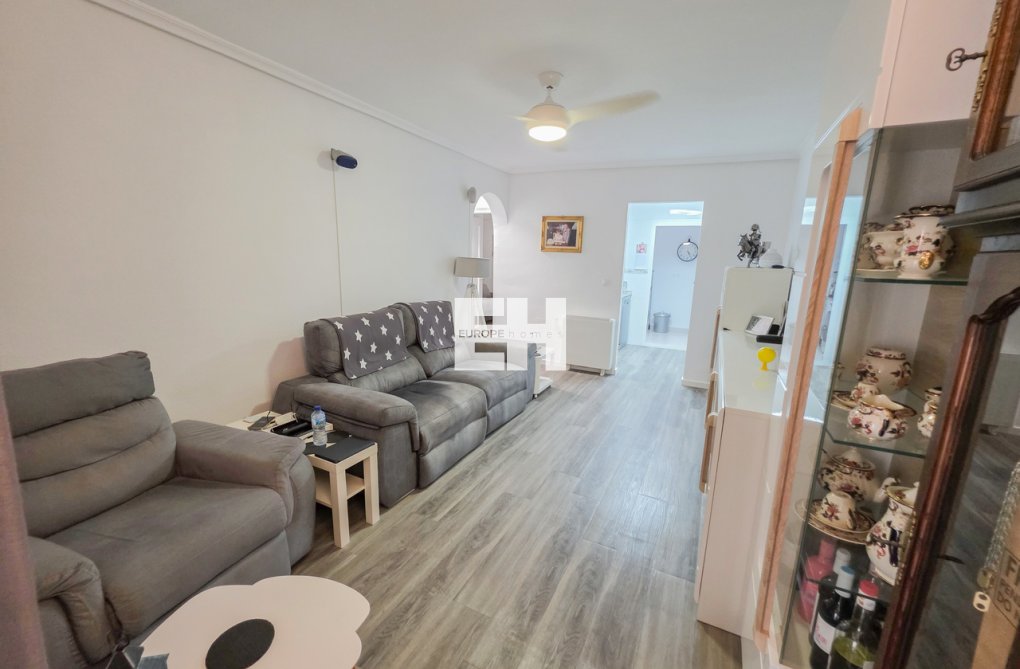 Segunda mano - Apartamento  - Vistabella Golf Entre Naranjos - Inland