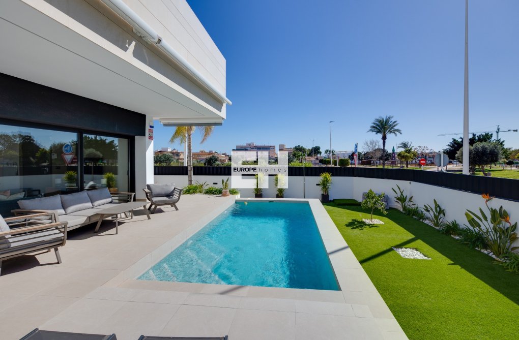 Segunda mano - Bungalow - Pilar de la Horadada - Costa Blanca