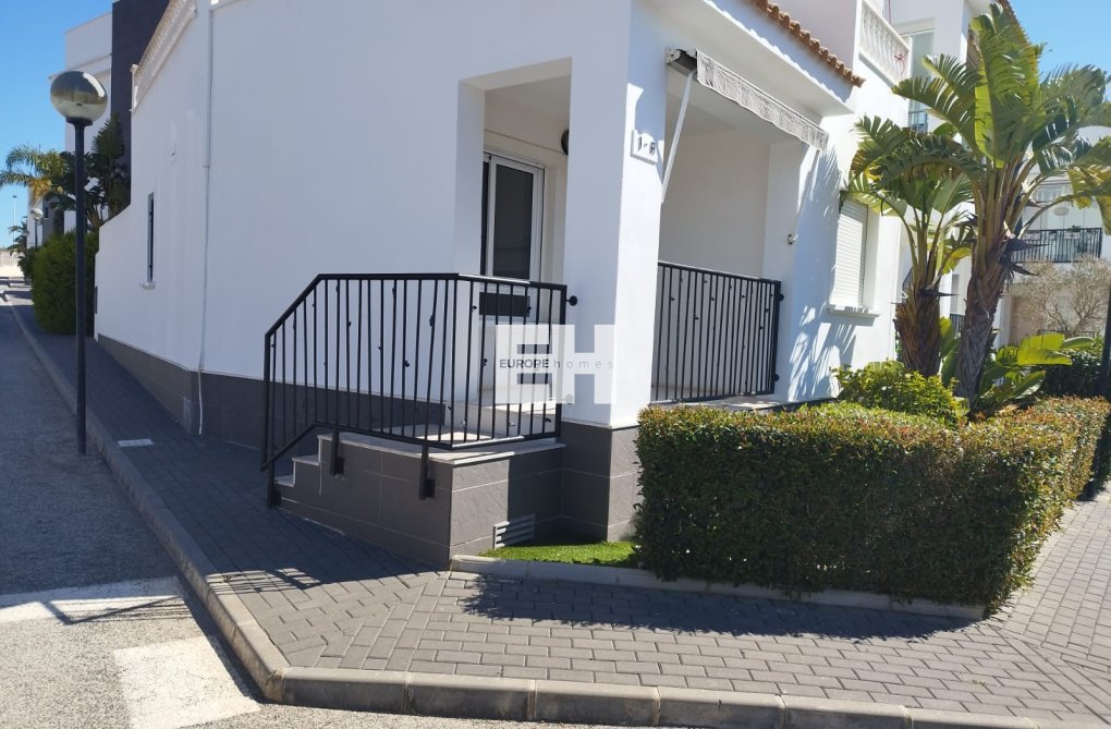 Segunda mano - Bungalow - Torrevieja - Costa Blanca