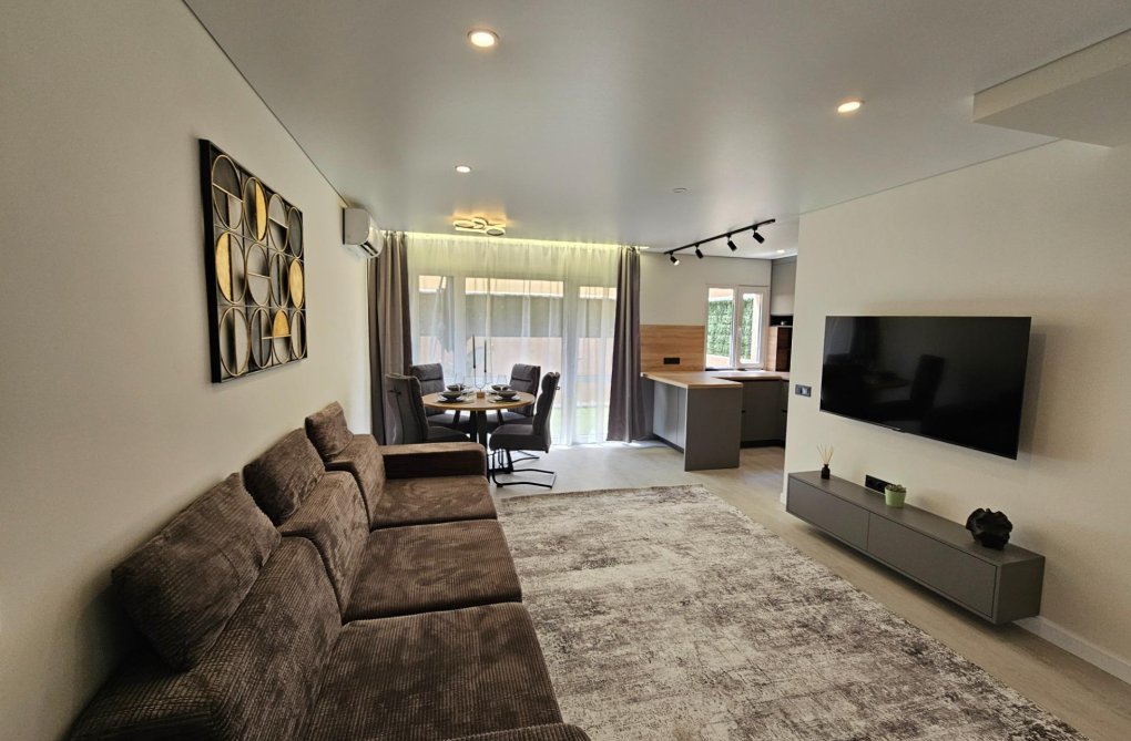 Segunda mano - Bungalow - Torrevieja - Los Europeos