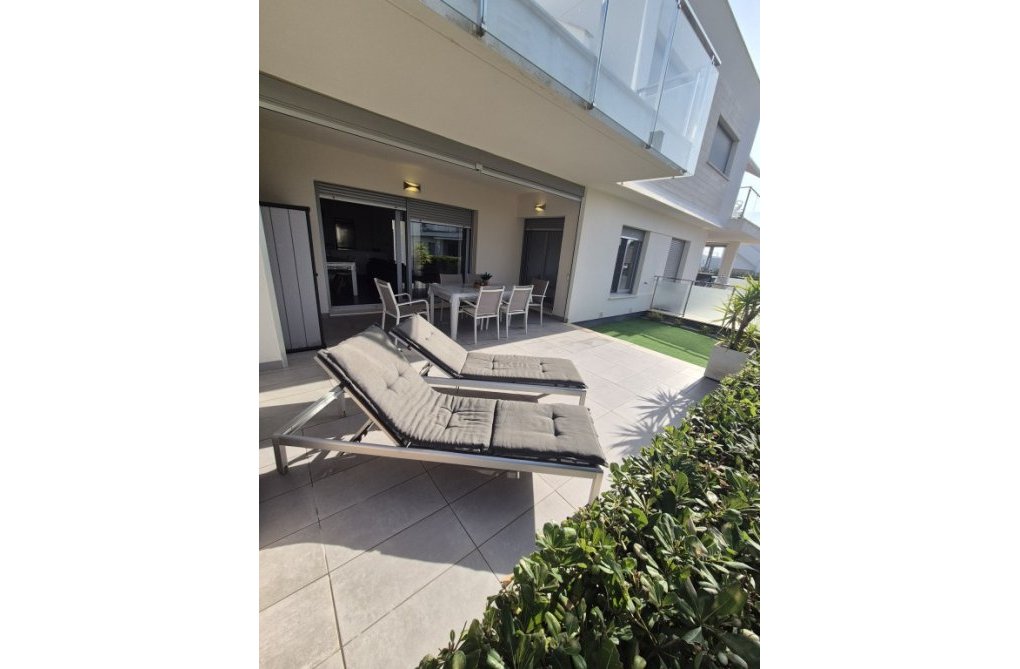 Segunda mano - Bungalow - Vistabella Golf Entre Naranjos - Inland