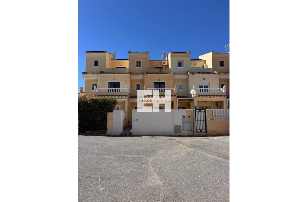 Segunda mano - town house - Campoamor - Costa Blanca