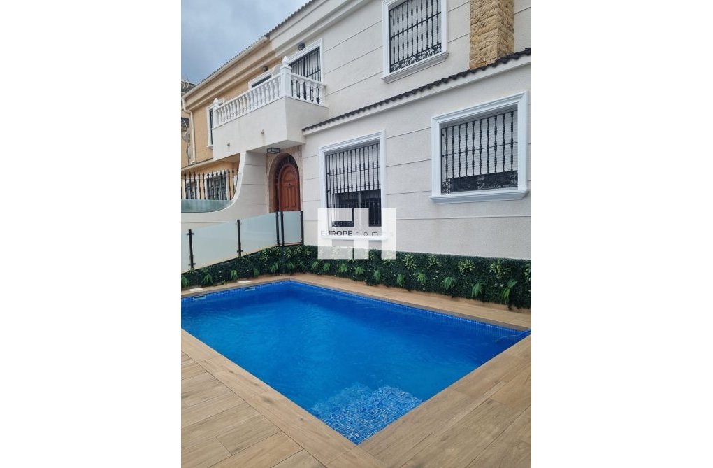 Segunda mano - town house - Orihuela Costa - Costa Blanca