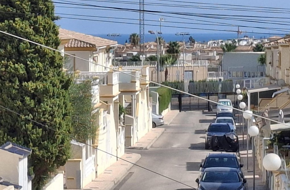 Segunda mano - town house - Orihuela Costa - Playa Flamenca