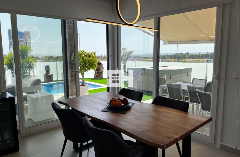 Segunda mano - town house - Orihuela - Desamparados-hurchillo-torremendo