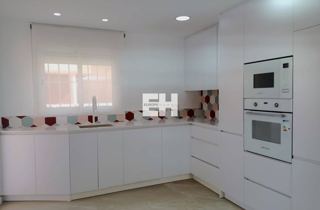 Segunda mano - town house - Pilar de la Horadada