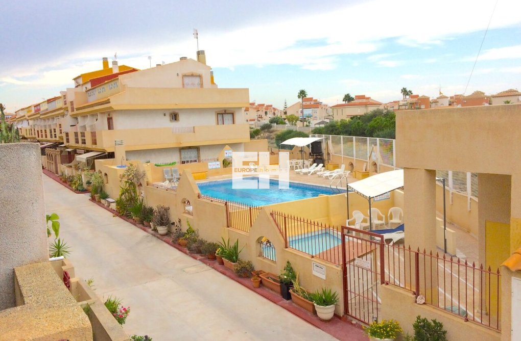 Segunda mano - town house - Playa Flamenca - Costa Blanca
