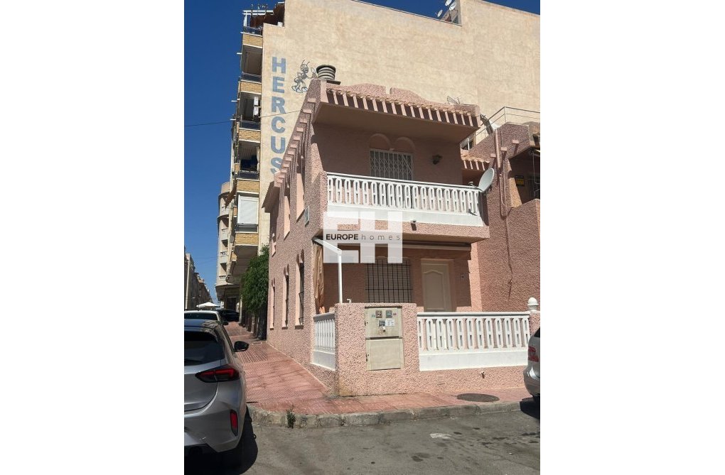 Segunda mano - town house - Torrevieja - Centro