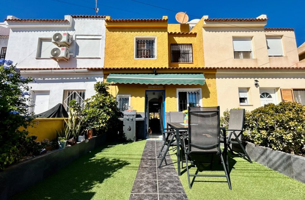 Segunda mano - town house - Torrevieja - Costa Blanca