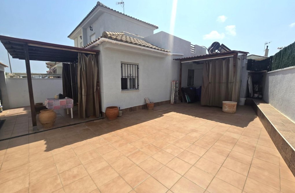 Segunda mano - town house - Torrevieja - Los Altos