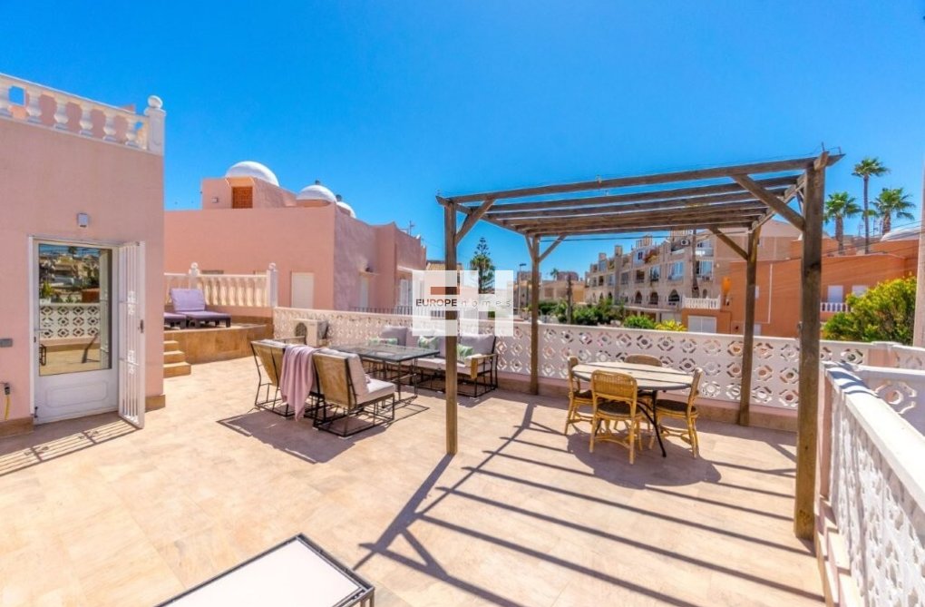 Segunda mano - town house - Torrevieja - Los Frutales/ La Rosaleda