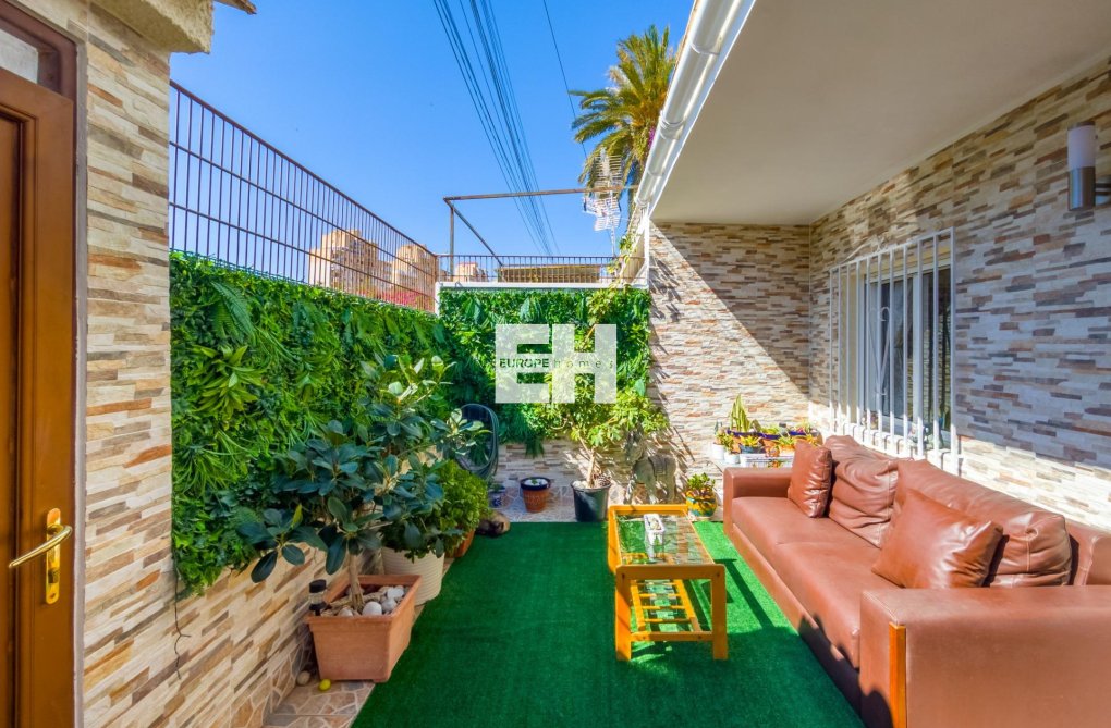 Segunda mano - town house - Torrevieja - Nueva Torrevieja