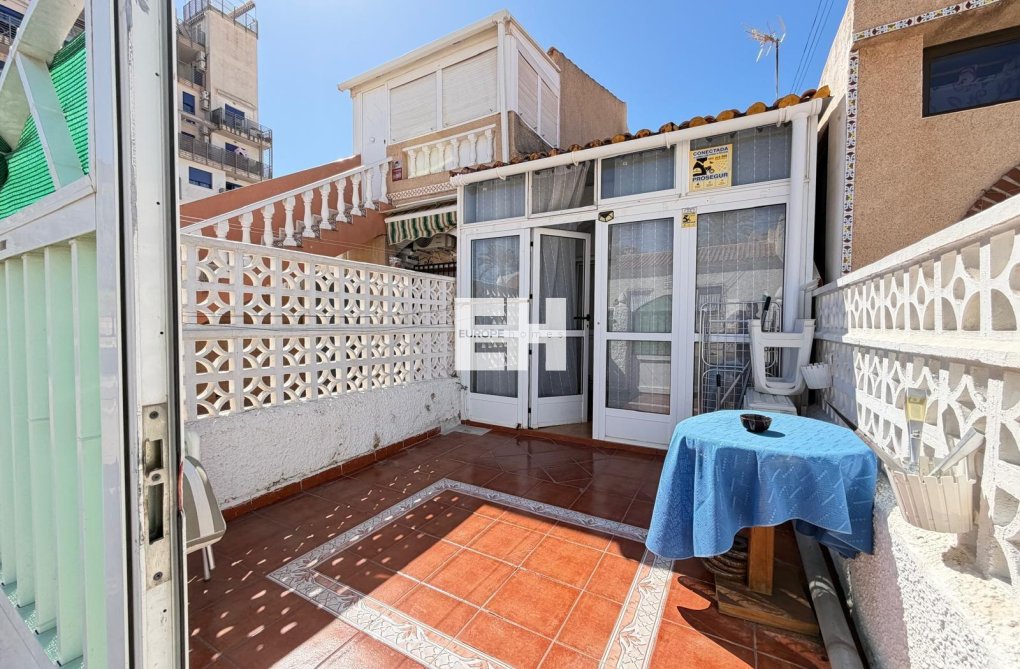 Segunda mano - town house - Torrevieja - Nueva Torrevieja