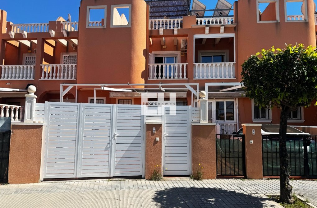 Segunda mano - town house - Torrevieja