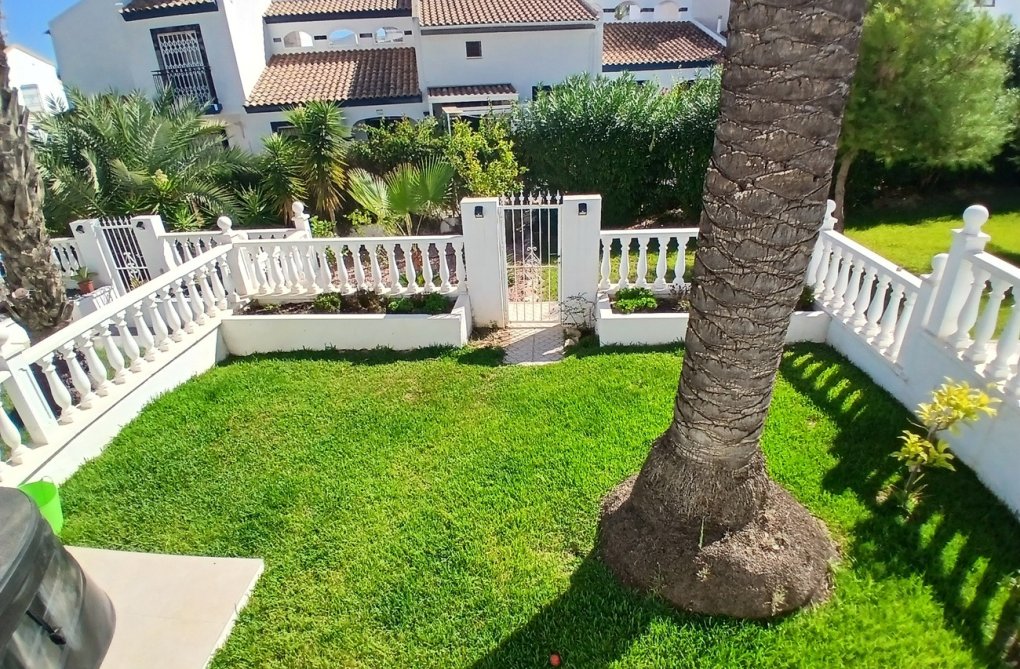 Segunda mano - town house - Villamartin - Costa Blanca