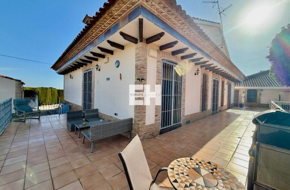 Segunda mano - villa - Avileses - Inland
