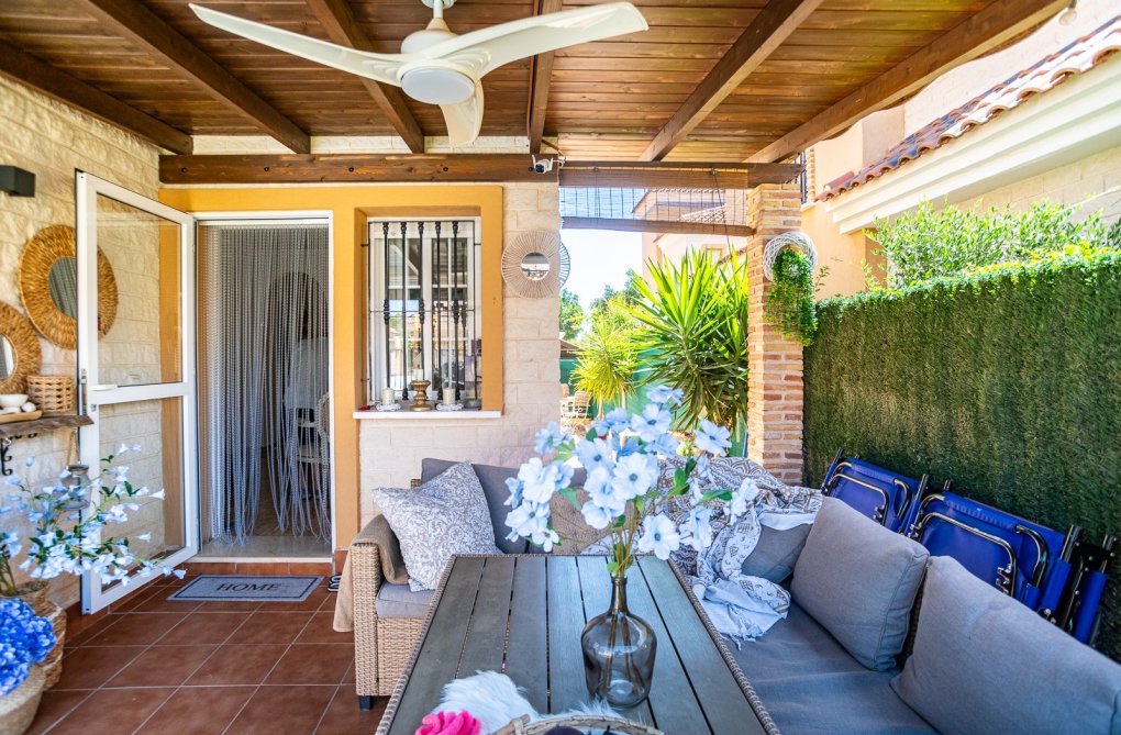 Segunda mano - villa - Guardamar del Segura - Costa Blanca