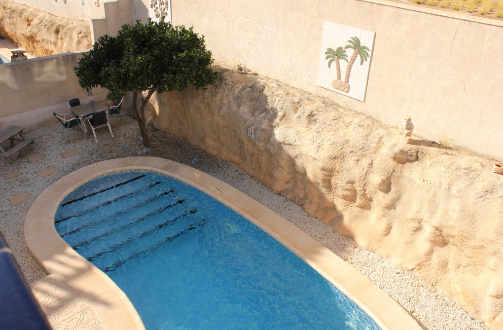 Segunda mano - villa - La Zenia - Costa Blanca