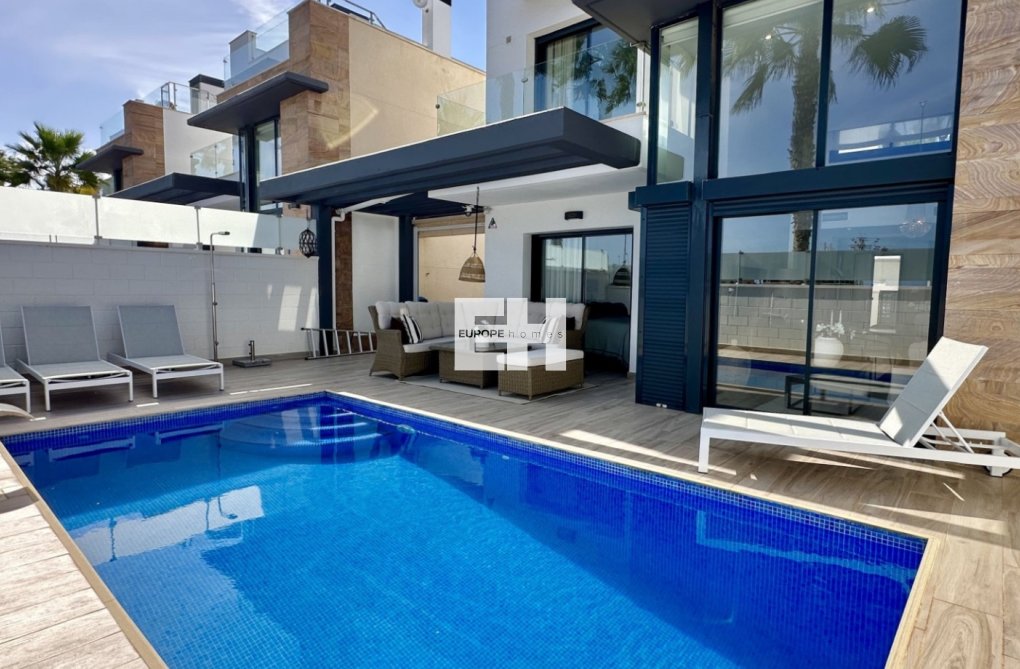 Segunda mano - villa - Orihuela Costa - Costa Blanca