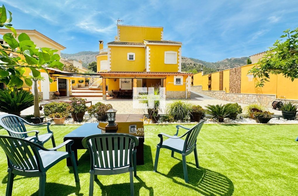 Segunda mano - villa - Orihuela - Urb. Montepinar