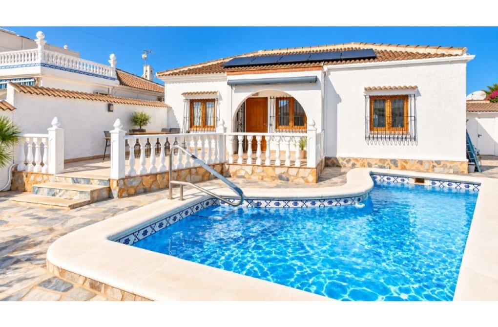 Segunda mano - villa - Torrevieja - Costa Blanca