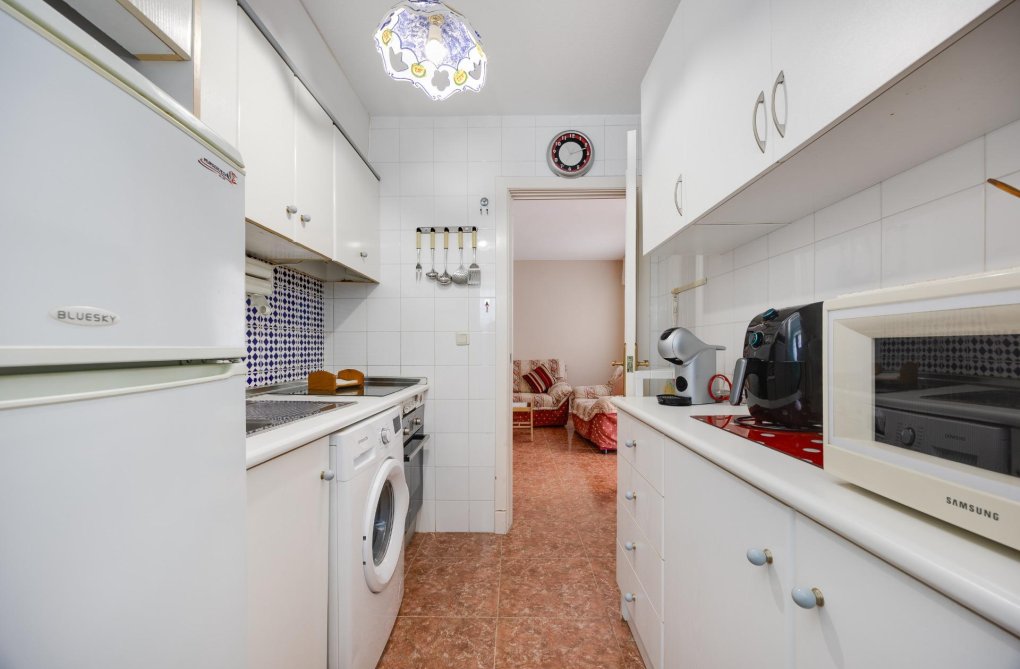 Segunda mano - villa - Torrevieja - El Limonar