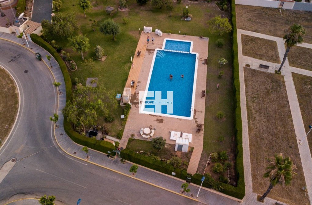 Segunda mano - villa - Torrevieja - La Siesta - El Salado - Torreta