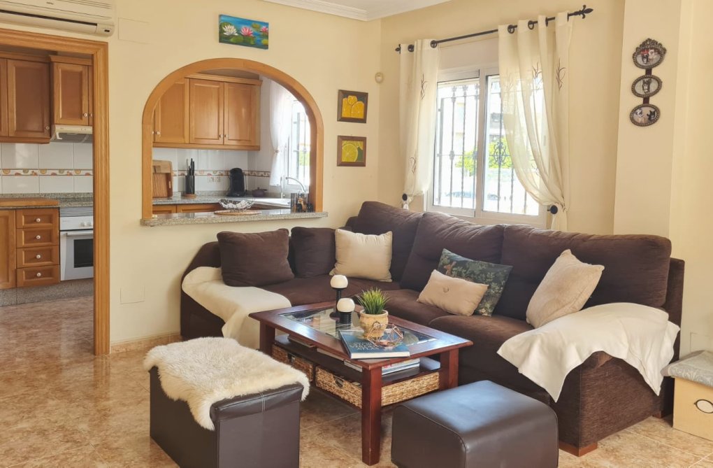 Segunda mano - villa - Villamartin - Costa Blanca