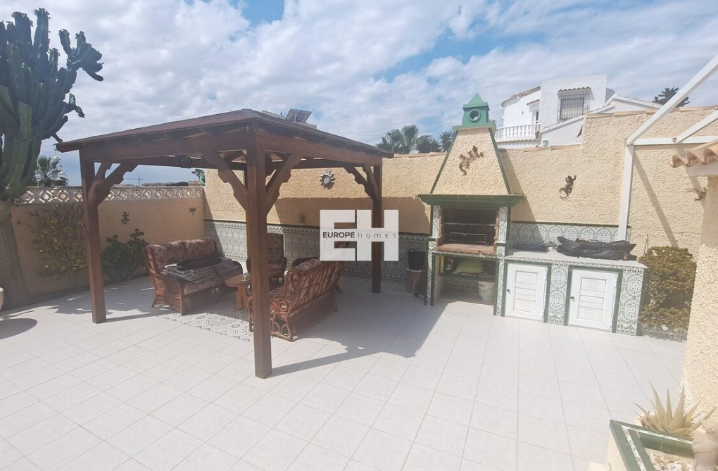 Segunda mano - villa - Villamartin - Costa Blanca