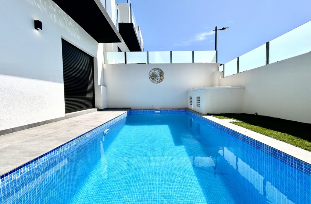 Segunda mano - villa - Villamartin - Costa Blanca