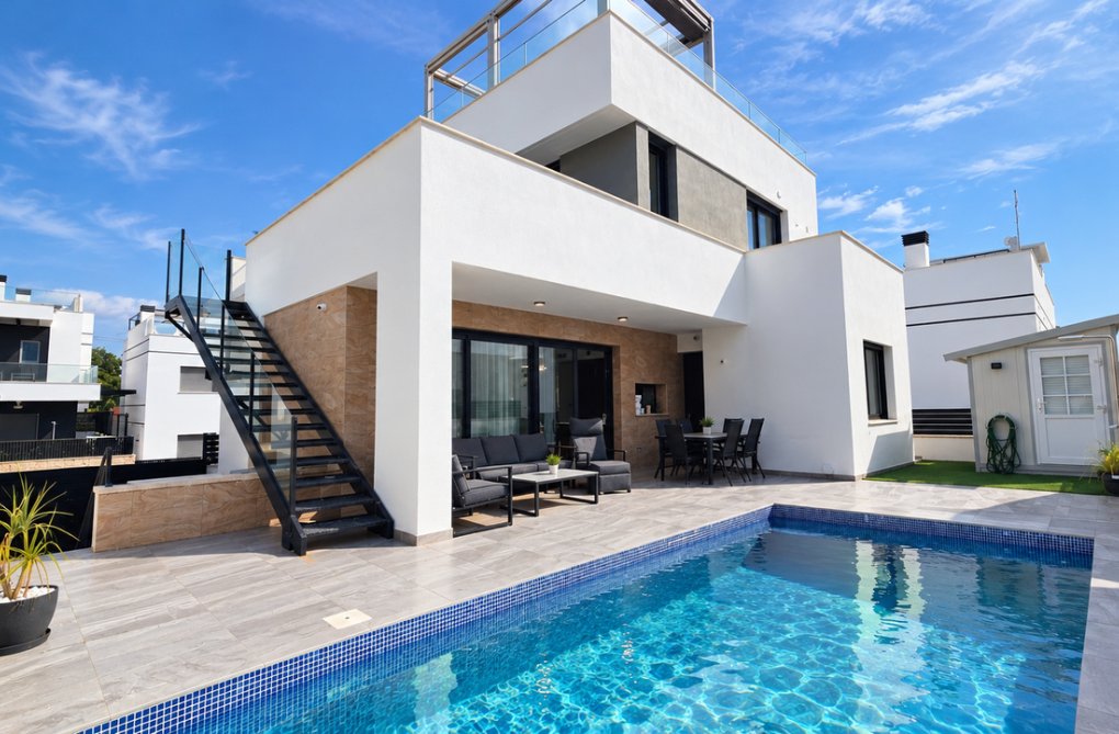 Segunda mano - villa - Villamartin - Costa Blanca