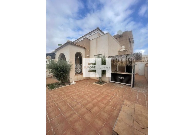 Semi Detached - Herverkoop - Torrevieja - Aguas Nuevas