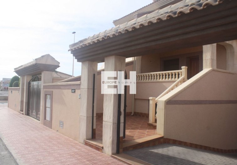 town house - Construction Neuve - Torrevieja - Los Altos