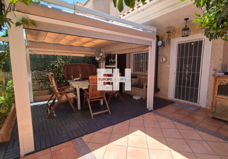 town house - Herverkoop - Torrevieja - Costa Blanca