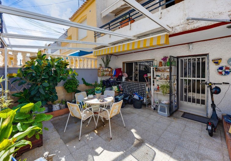 town house - Herverkoop - Torrevieja - Nueva Torrevieja
