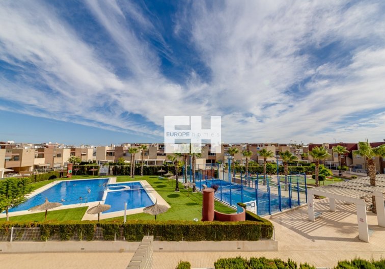 town house - Herverkoop - Torrevieja - Sector 25