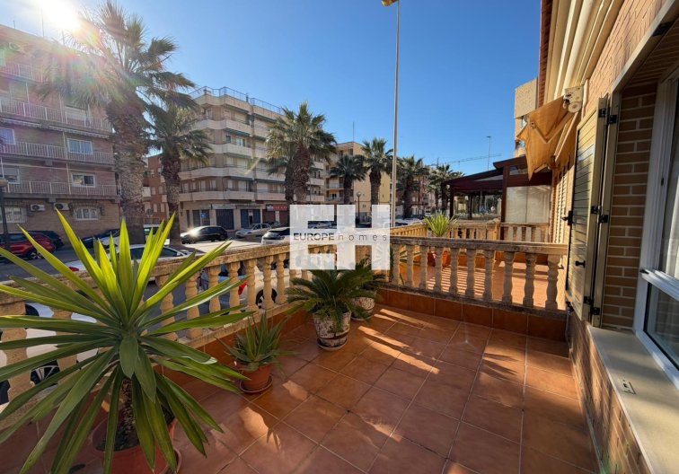 town house - Resale - Guardamar del Segura - Pueblo