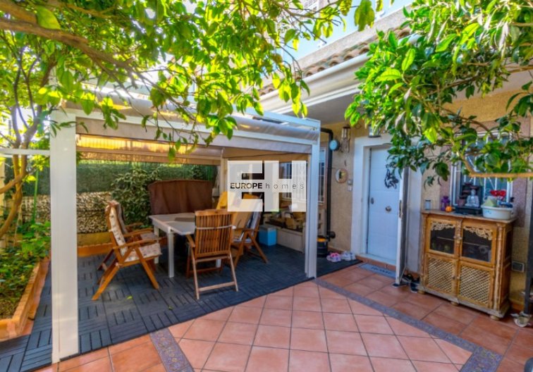 town house - Resale - Torrevieja - Costa Blanca