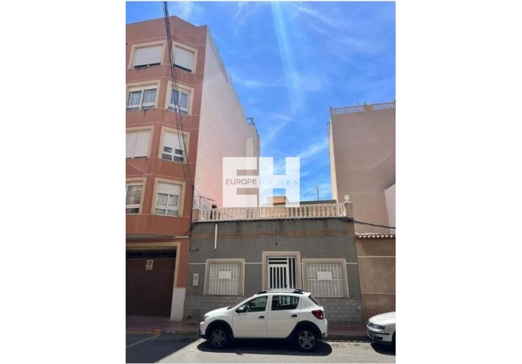 town house - Resale - Torrevieja - Estacion De Autobuses