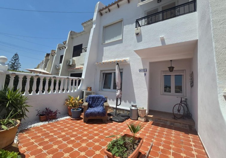 town house - Segunda mano - Torrevieja - Los Balcones 