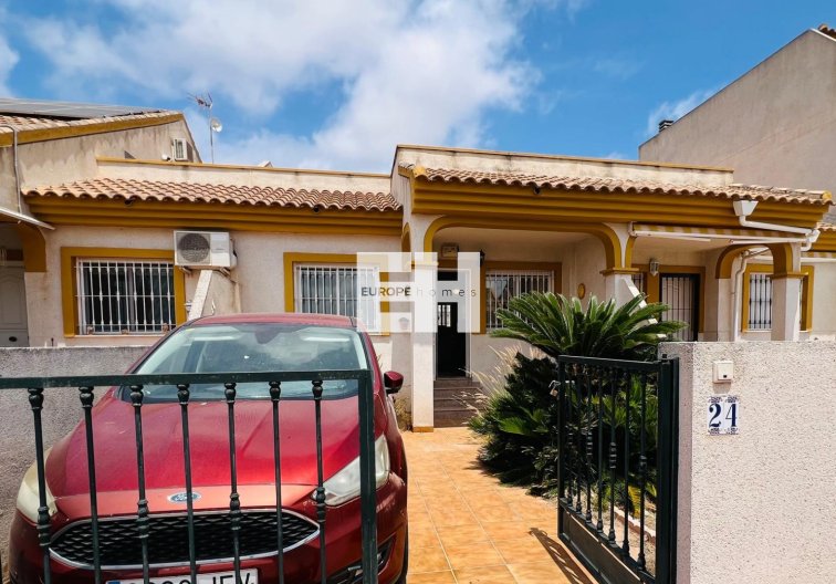 town house - Wiederverkauf - Daya Nueva - Costa Blanca